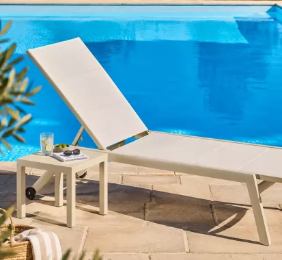 Table d'appoint bain de soleil aluminium LOLITA couleur beige crème Azur Lounge
