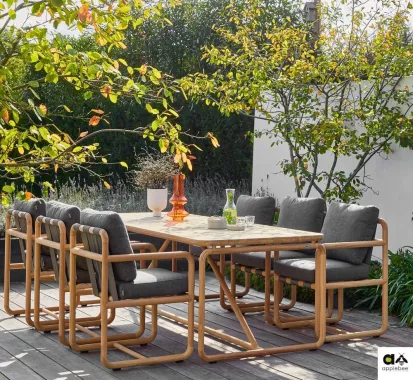 Fauteuil Repas DOLCE Gris en Teck Massif – Apple Bee | Mobilier Extérieur Haut de Gamme Côte d’Azur