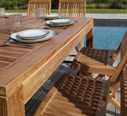 Table teck premium 150x150 – Table de jardin 8 personnes AMBRE Médicis | Azur Lounge Nice Monaco
