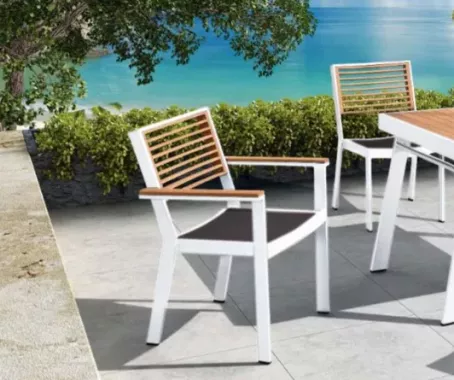 ENSEMBLE TABLE & 4 CHAISES DE JARDIN - YORK BLANC