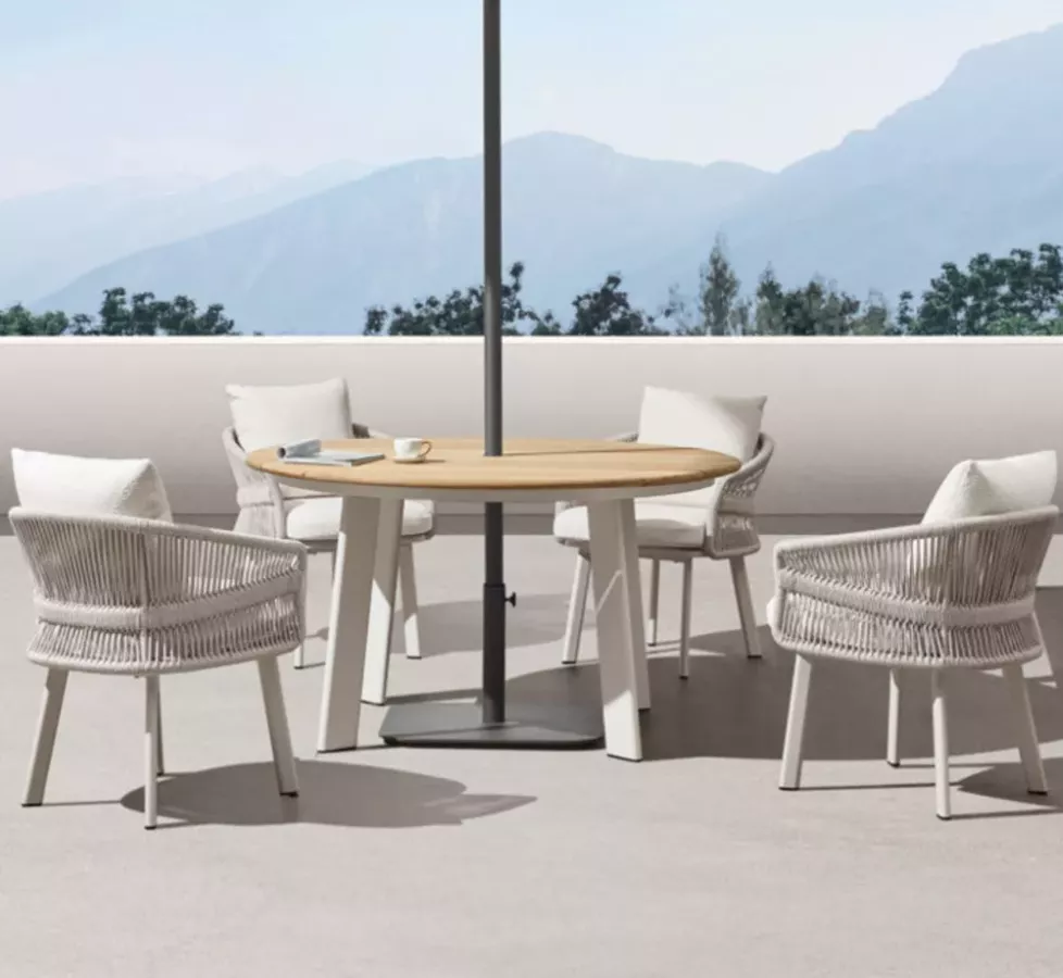 TABLE RONDE AIO AVEC 4 FAUTEUILS CLAUDIO BELLINI