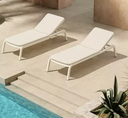 BAIN DE SOLEIL ALUMINIUM AVEC COUSSIN BEIGE