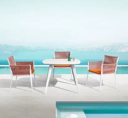 Ensemble espace repas table céramique et 4 fauteuils aluminium cordes - Azur Lounge Antibes Cannes Nice Monaco