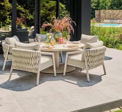 Fauteuil Repas SATO Luxe – SUNS Outdoor Furniture | Mobilier Extérieur Haut de Gamme Provence-Alpes-Côte d’Azur & Monaco